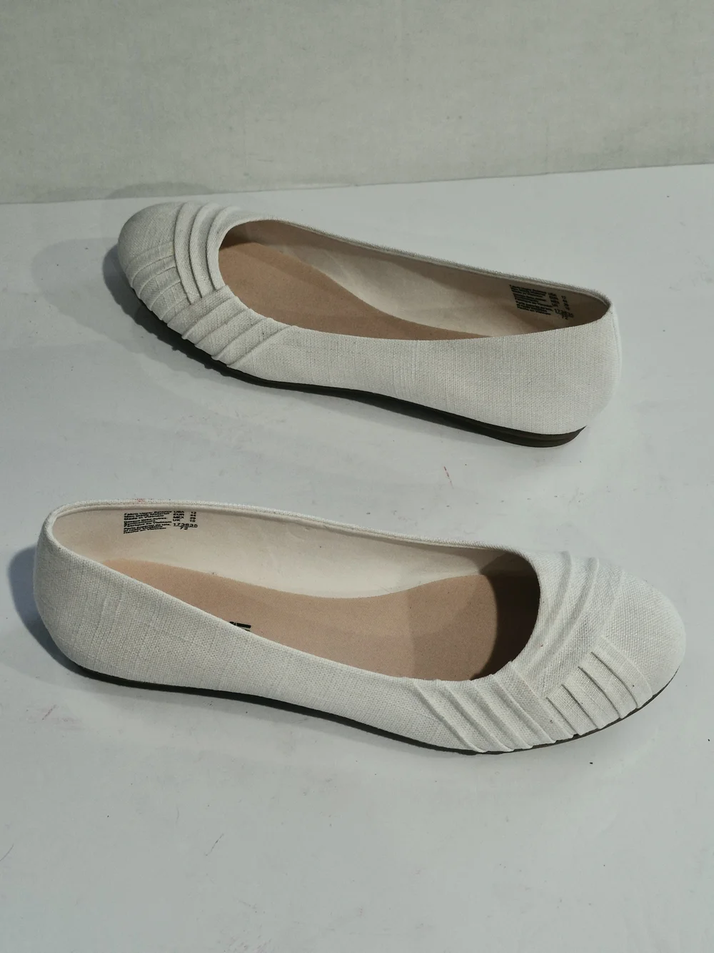 American Eagle Outfitters White Canvas Ballet Flats